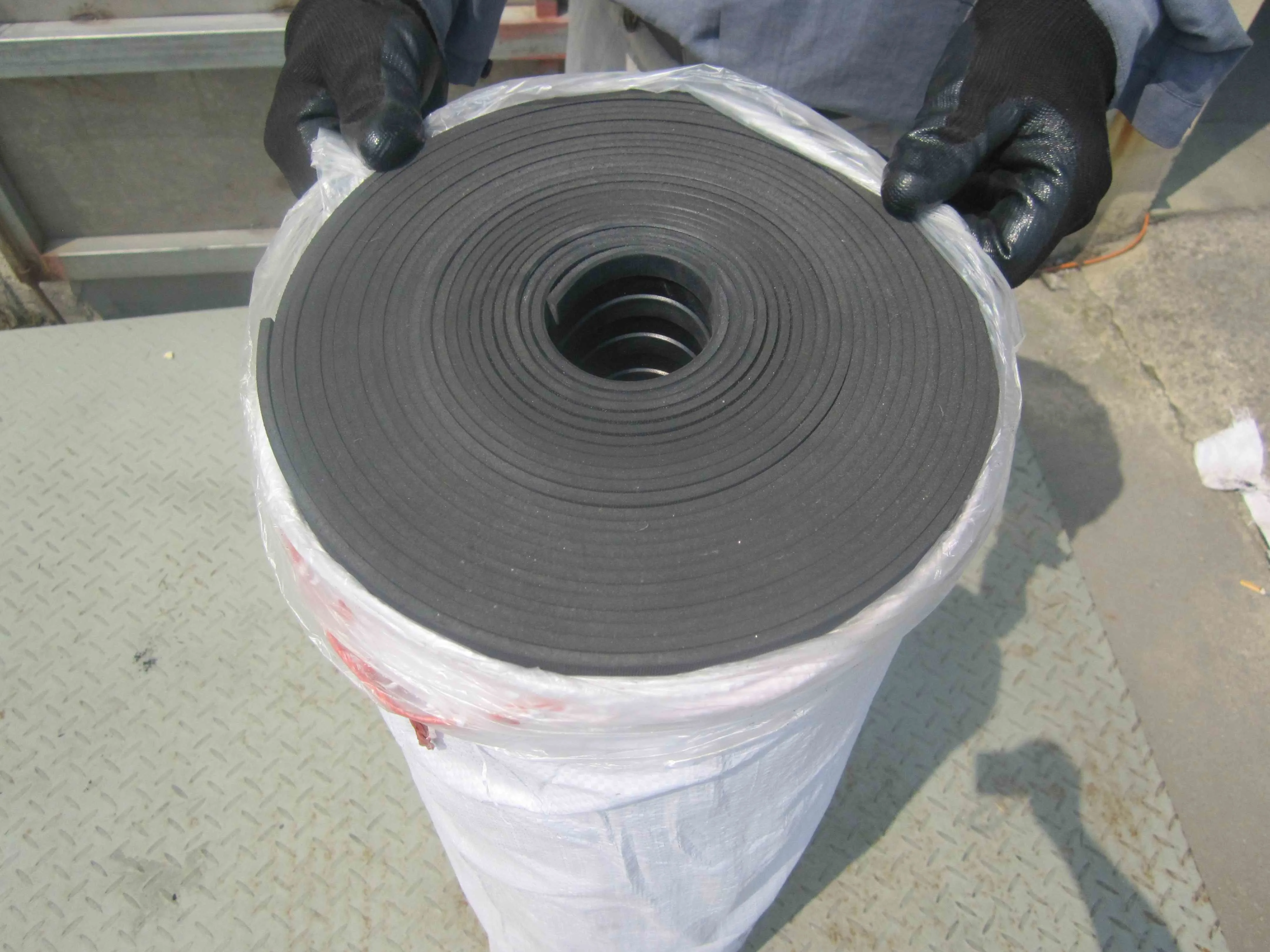 10毫米厚度再生硫化sbr橡胶板 - buy rubber sheets 12mm thick,natur