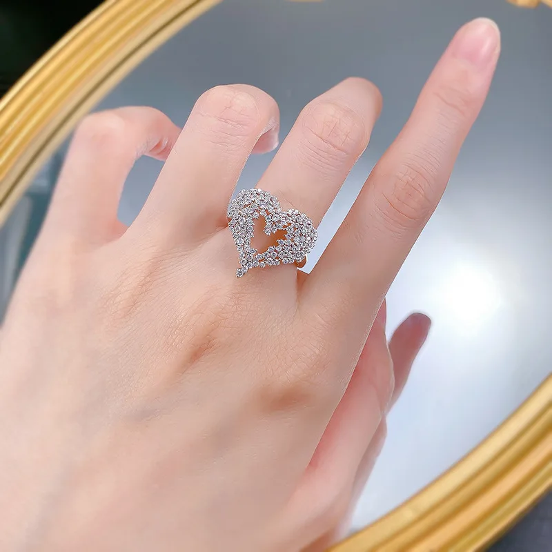 New S925 Silver Full Diamond Ring European American Style Classic Commuter Ring Lab Diamond Main Bright Love Shape