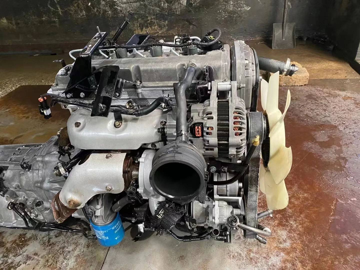 Used Hyundai Engine D4cb D4ea D4bh D4bb D4db D4da D4dd D4eb Complete Engine For Bus D4bf D4hb