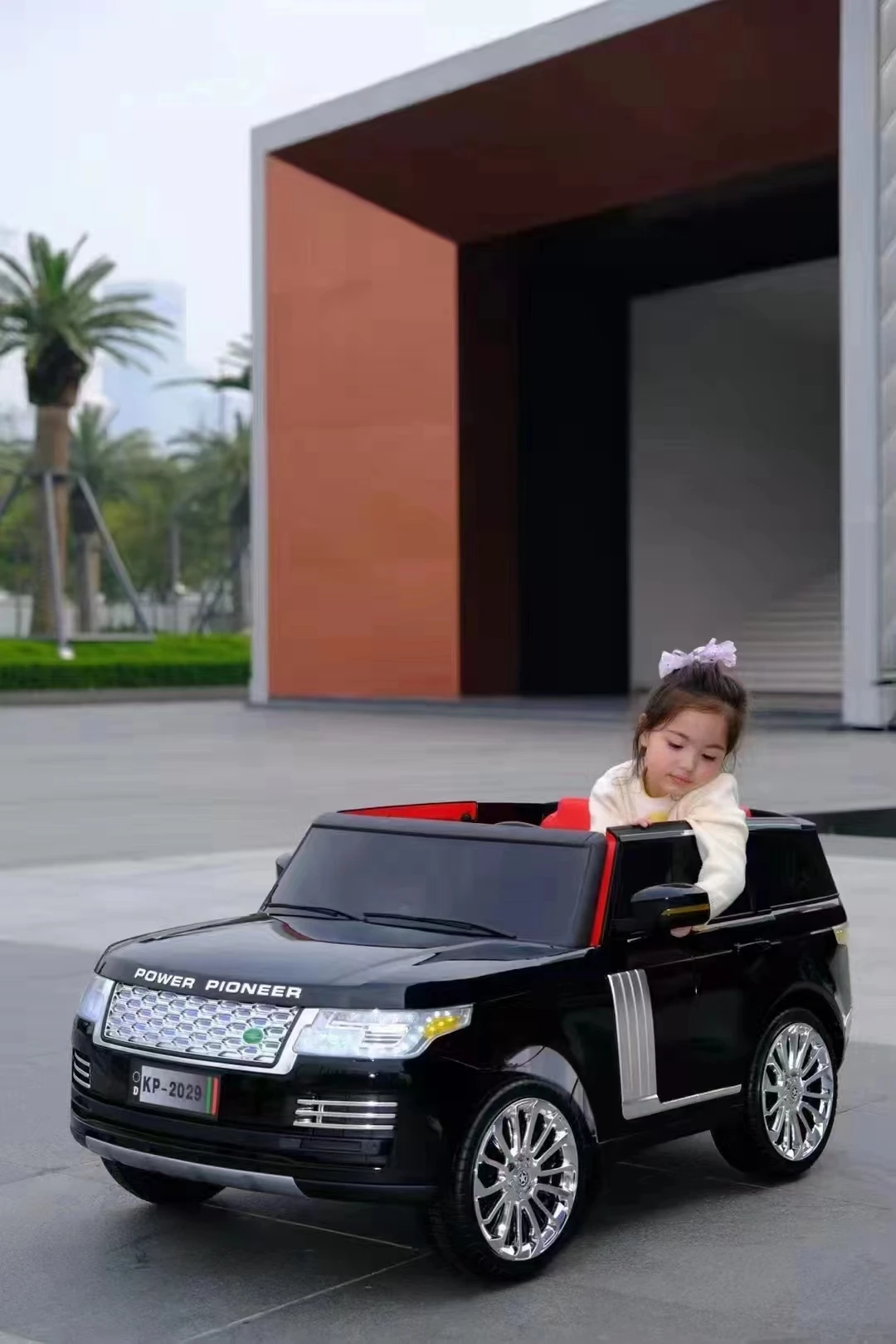 Kids Electric Car 12 Years Old 4 Seater / Cars For Kids To Ride