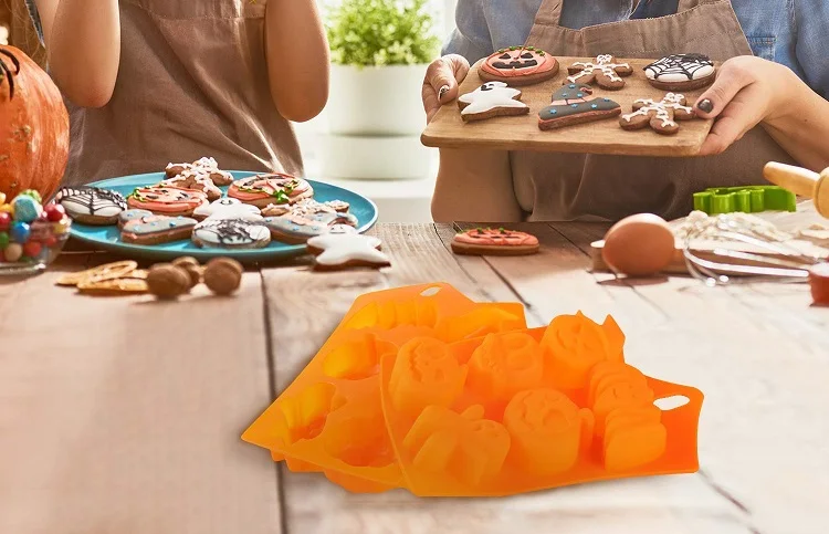 silicone cake molds-4.jpg