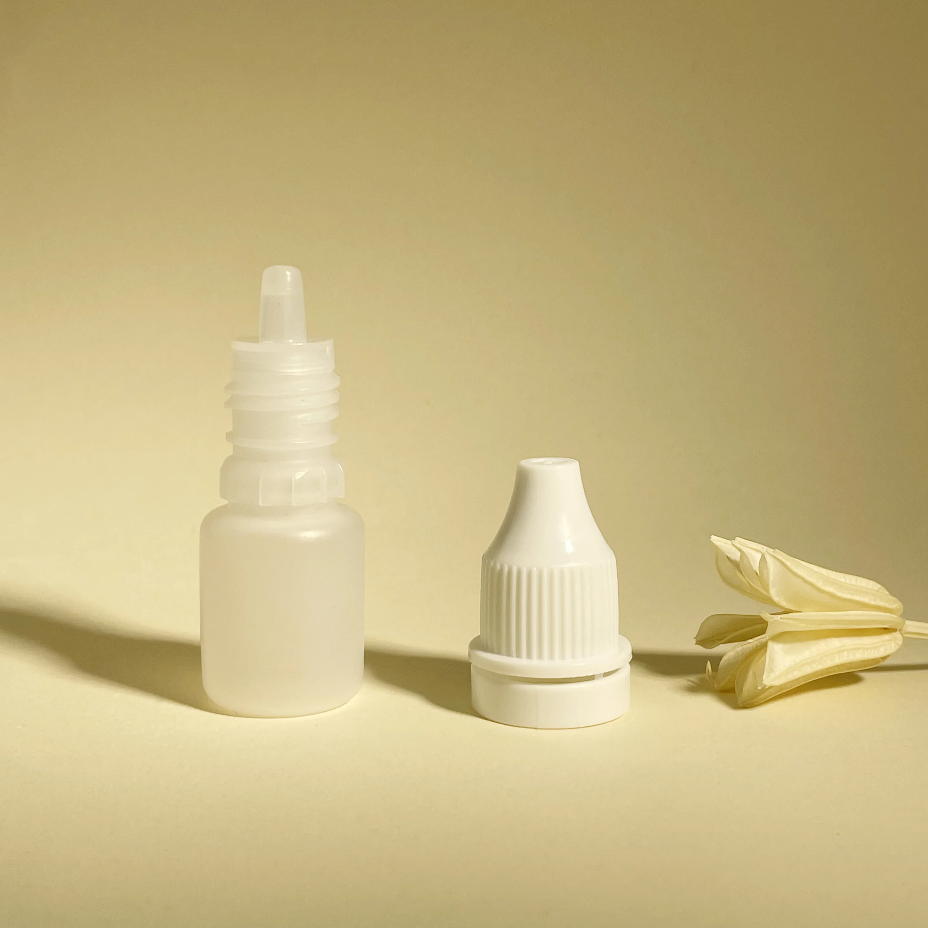 product 5ml translucent plastic eye drop bottle with white screw cap liquid squeeze bottle tamper evident cap eye drop container-25