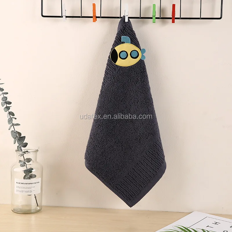 100% cotton long staple cute kids  towel  with applique face towel with hanger