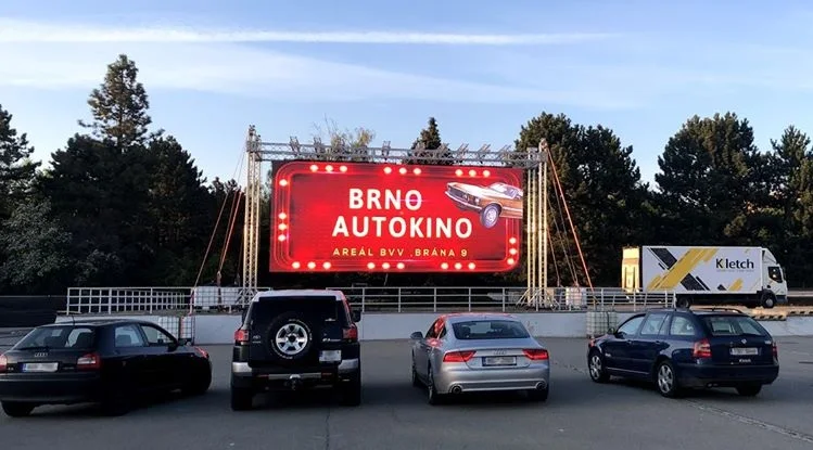 Αδιάβροχο γιγαντιαίο Drive σκηνικής διαφήμισης γεγονότος οδηγημένη στη θέατρο εσωτερική υπαίθρια οδηγημένη οθόνη κινηματογράφων P3 P3.91 αυτοκινήτων επιτροπής οθόνης επίδειξης