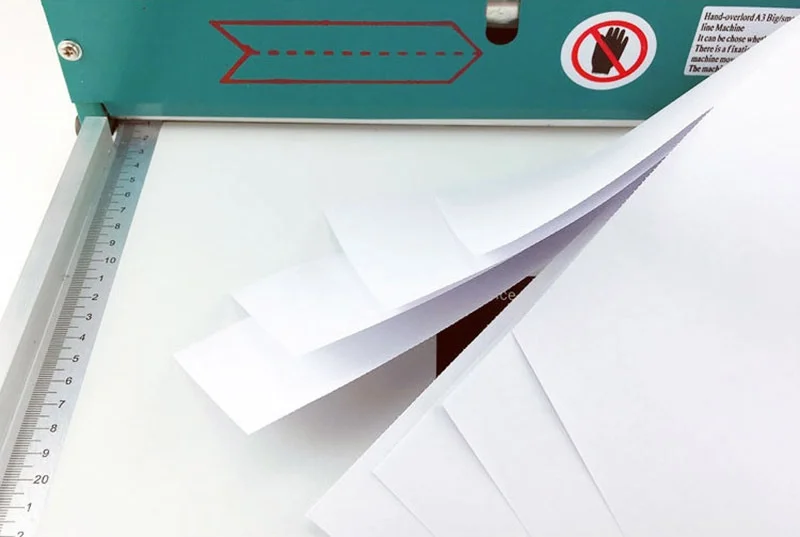 Manual 480mm Manual A3 Creasing Dotted Line Machine for Tender Greeting Cards and Tickets New Condition