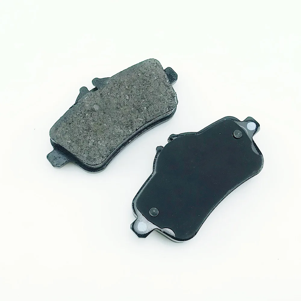 Wholesale Ceramic Brake Pad 0074207720 0064204120 For Mercedes Benz