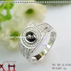 The Classic Design Diamond White Gold Ring Ring Man with Black Stone