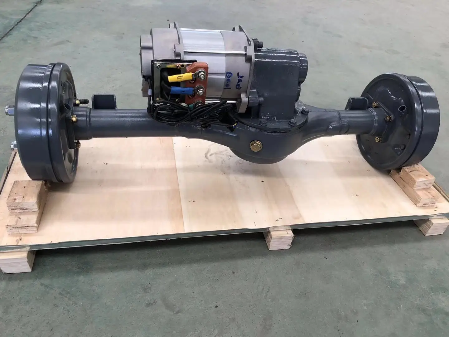 Electric Car Integral Rear Axle For Electrically Driven Vehicle Buy