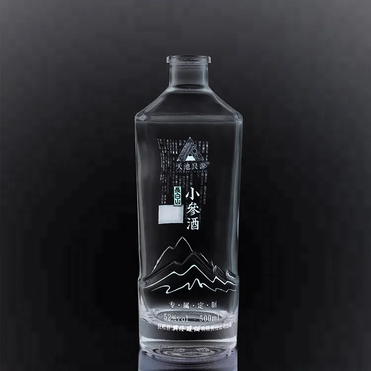 vodka 0.5l glass bottle