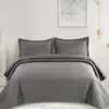 wholesale high quality soft cotton fabric quilt cheap throw comfort quilt