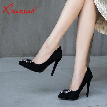 womens black pointed heels