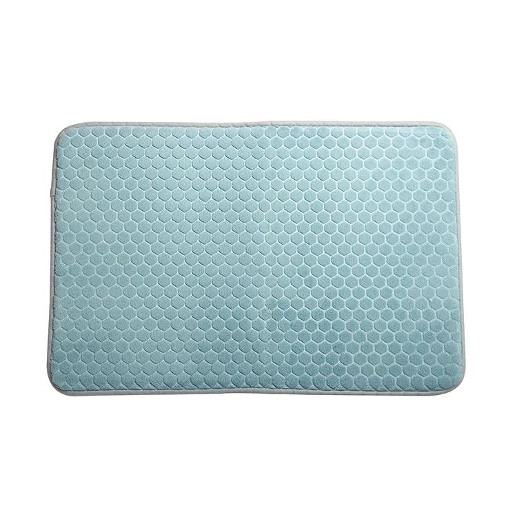 
Honeycomb Emboss Coral Fleece Mat Anti Slip Baby Fleece Bath Mat 