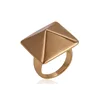 14484 Wholesale classical ladies jewelry square cone shaped copper alloy gold plated finger ring