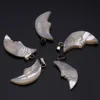 ANDE-P3012 Wholesale White Shell Pendant Moon Shape Dedicated Woman Jewelry