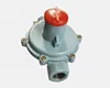 Straight through design of internal filter gas meter front regulator