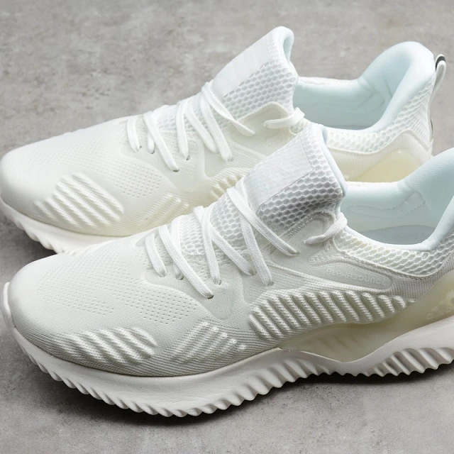 bata power white running shoes