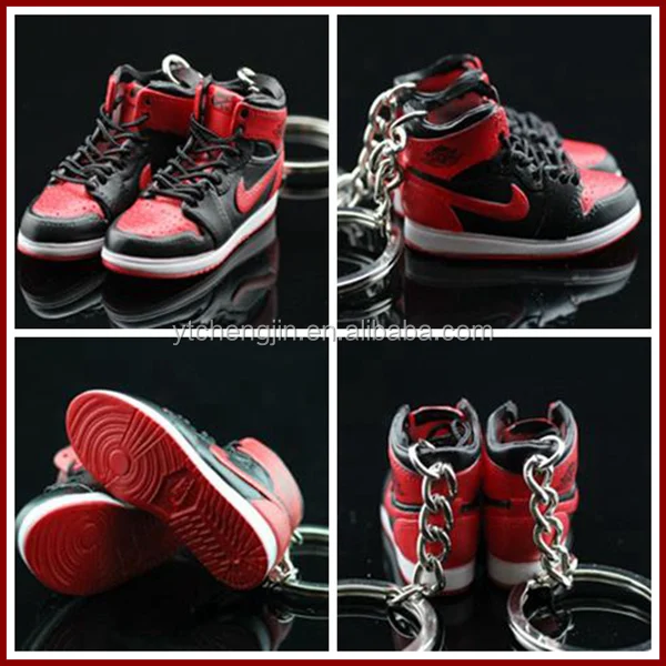 mini jordan sneaker keychain