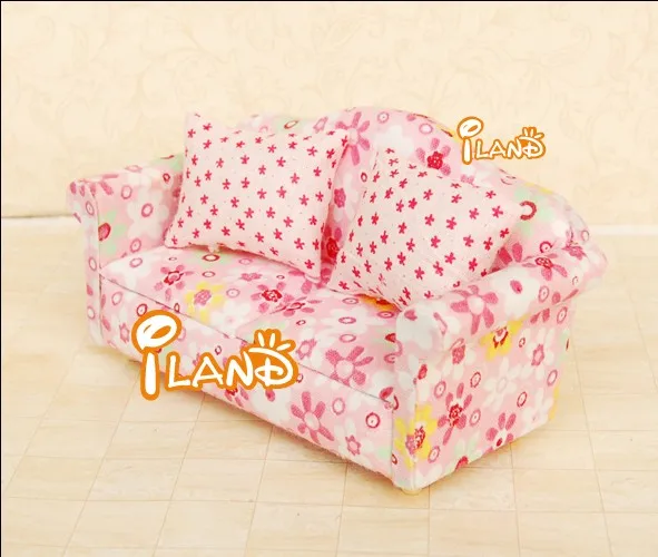 Iland Miniatures Doll House Mini Sofa Set/3 Living Room Furniture Sofa