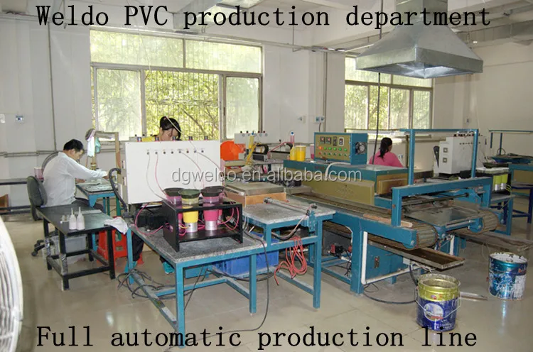 Automatic dropping machine for soft pvc key chain