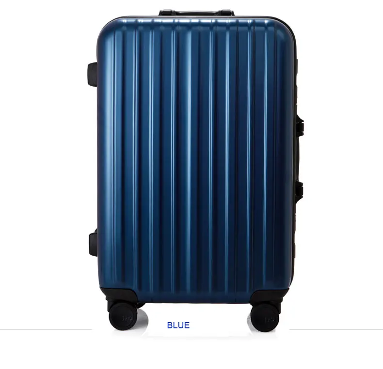 elle luggage