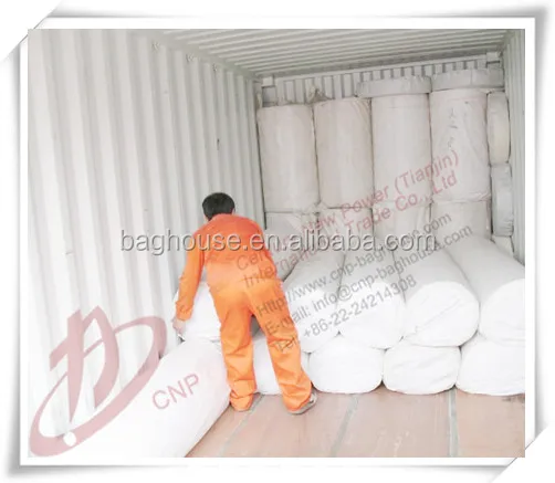 neelde felt loading in container.jpg