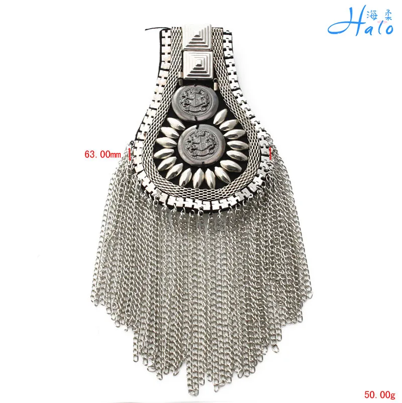 Wholesale Embroidery Rhinestone Shoulder Brooches Epaulettes and Fashion Brooches for Men Suits.JPG