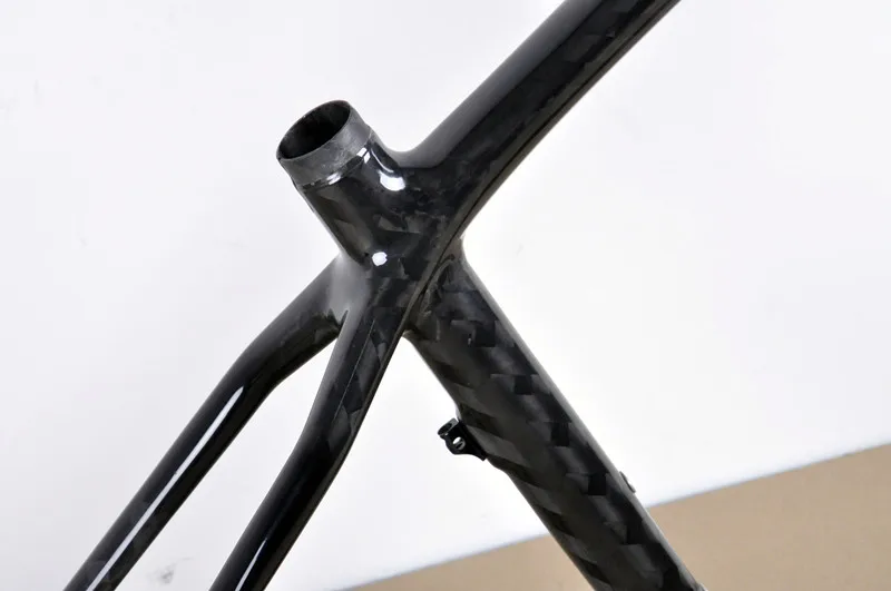 Roue De Vélo Carbone CSC 25 Pouces - Fibre De Carbone - Route - Ultra Légère 771g