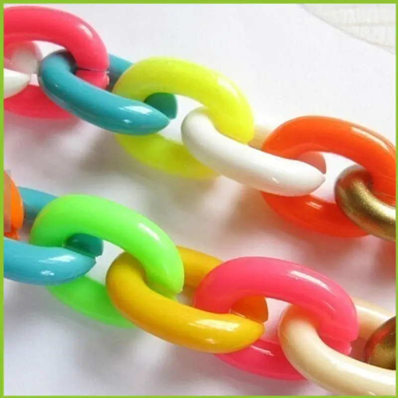 Link Of A Decorative Metal Chain. Stock Image - Image Of Architecture