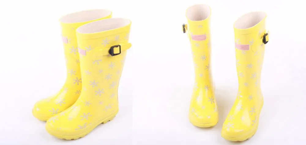 bota de chuva amarela