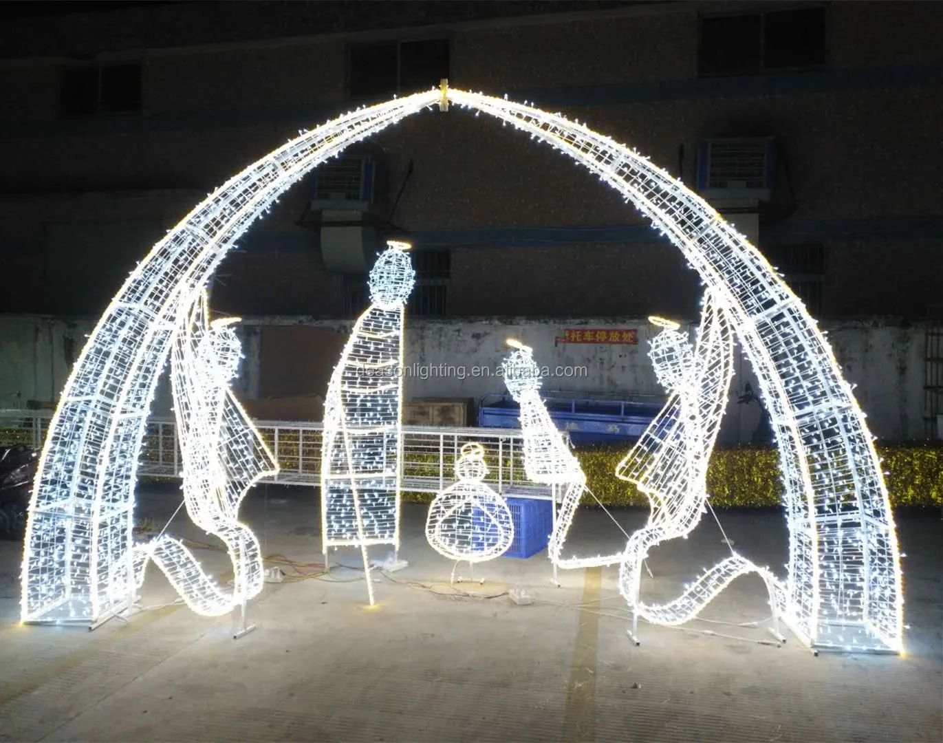 Lighted Outdoor Large Christmas Nativity Scene - Buy Lighted Nativity