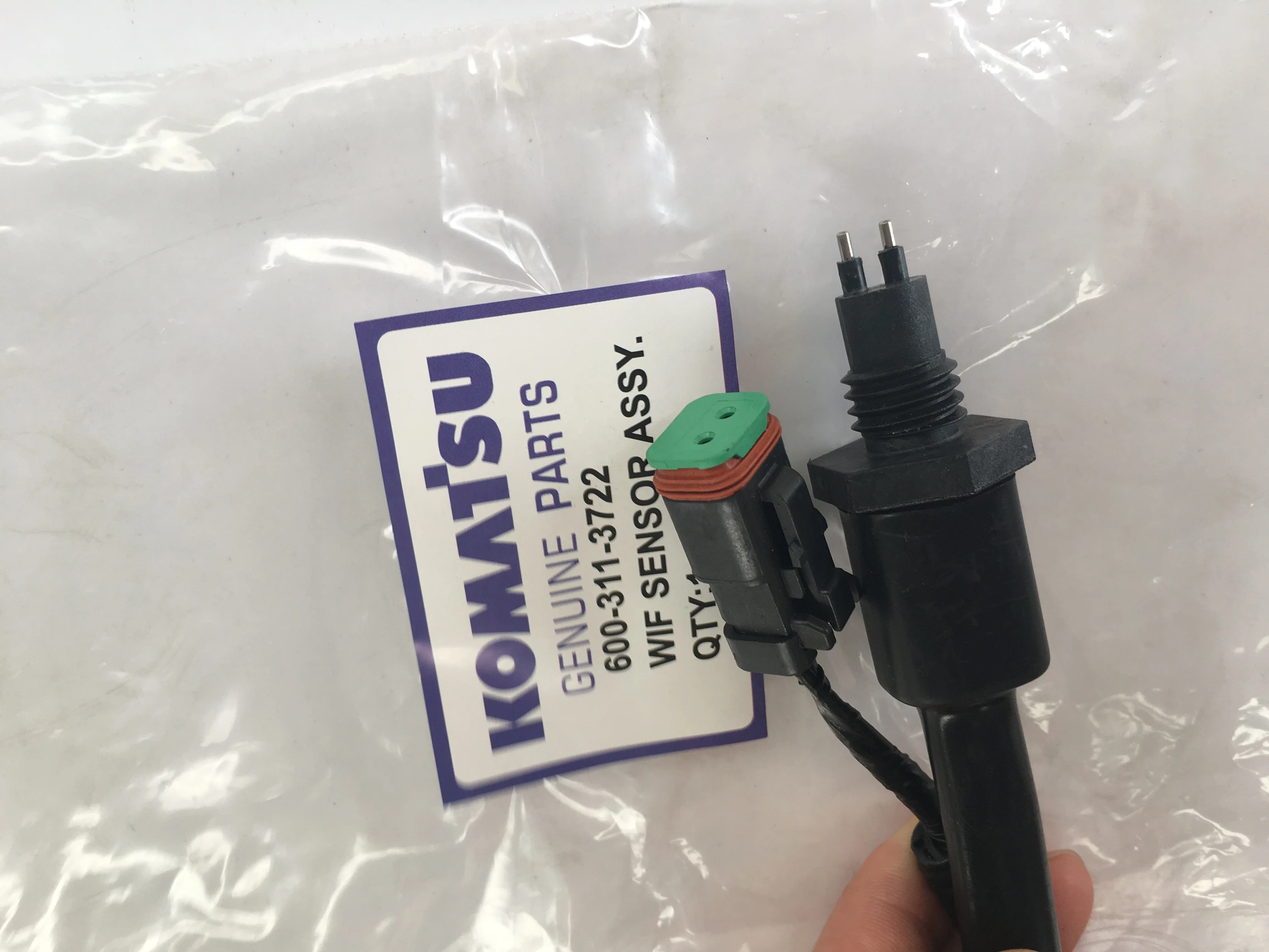 Details about   1PC New 600-311-3722 Sensor For Komatsu PC200-8 S6D107 90 Warranty 