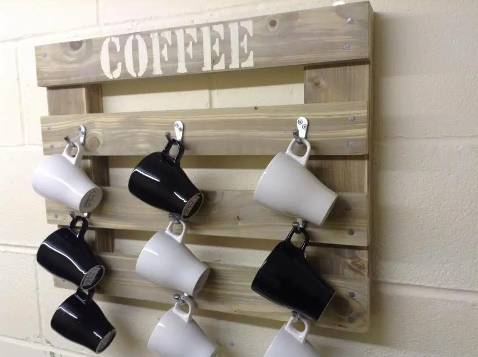 Diy Wooden Pallet Coffee Mug Holder Rustic Rack Cup Diy Wooden Pallet Coffee Mug Holder Rustic Rack Cup Display