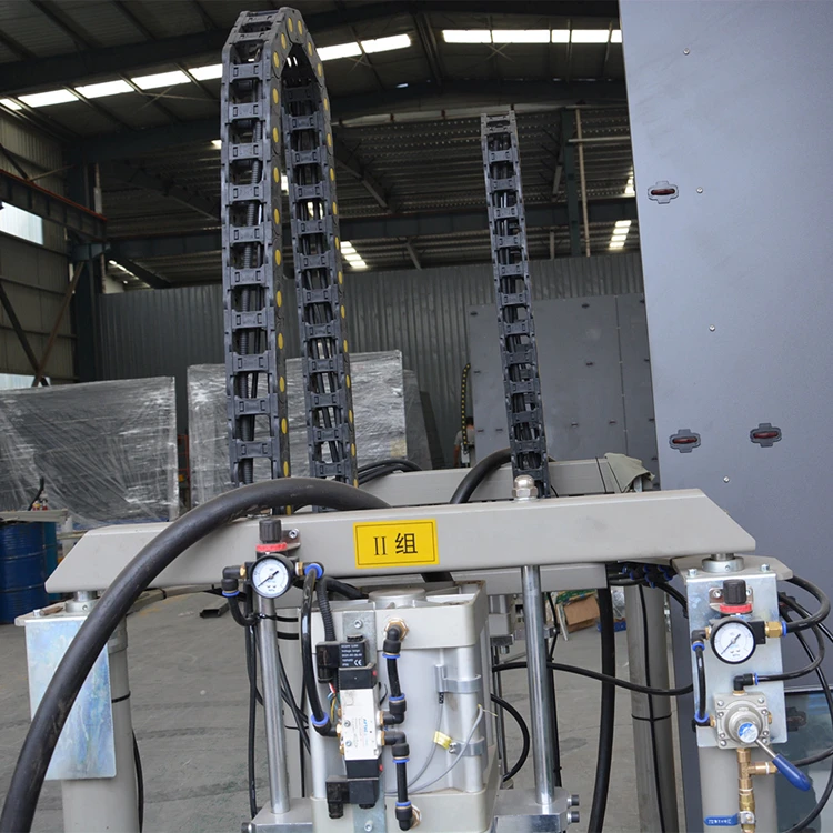 China Made Automatic Sealant Extruder Sealing Robot Ig Two Component