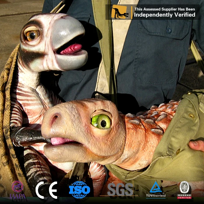 Brontosaurus hand puppet7.jpg