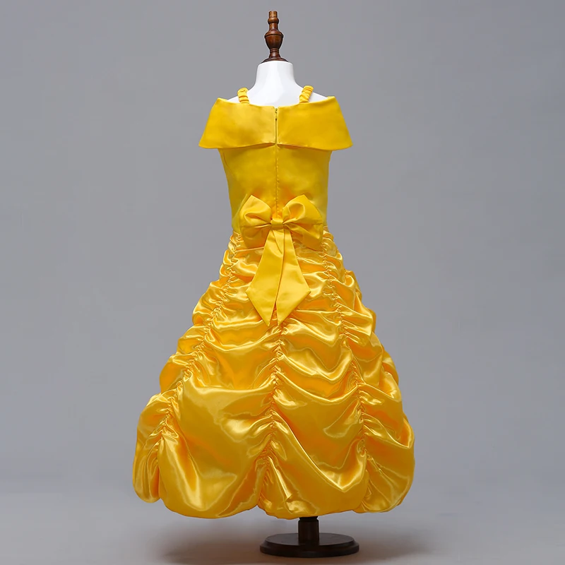 vestido de tule amarelo