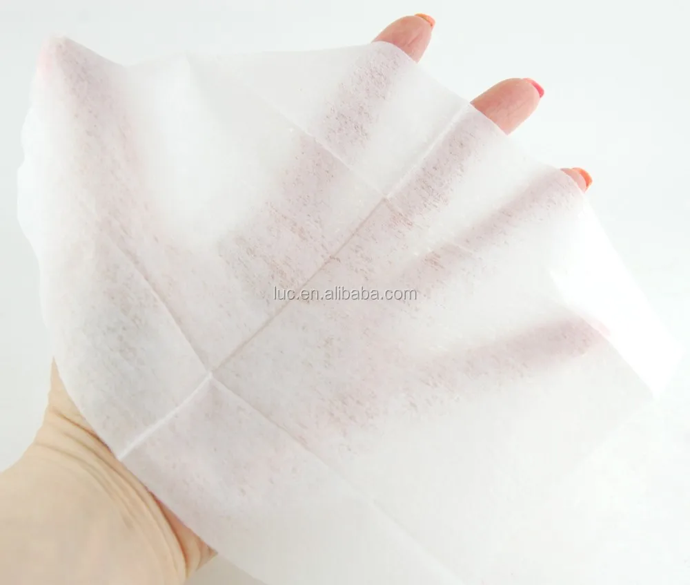 MAC-Cosmetics-Makeup-Remover-Wipes-review-2