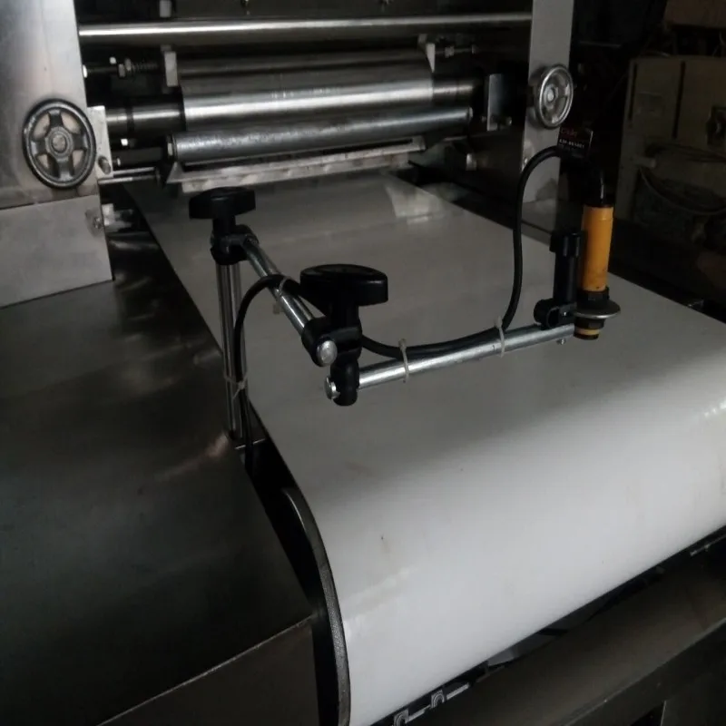 Thin Cake Cream Butter Spreading Machine Buy Butter Spreading Machine,Thin Cake Cream