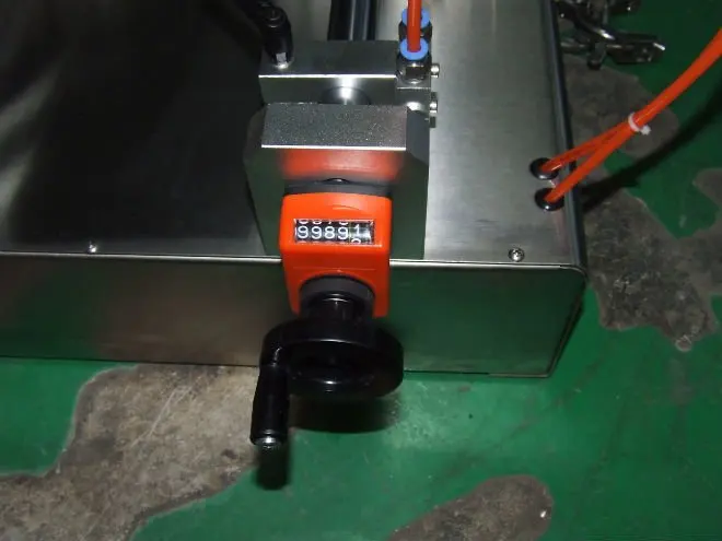 volume adjuster.JPG
