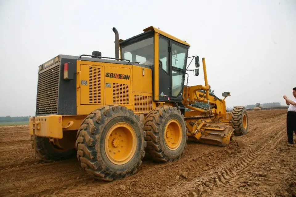 中国新 gr200 200hp 液压平地机出售