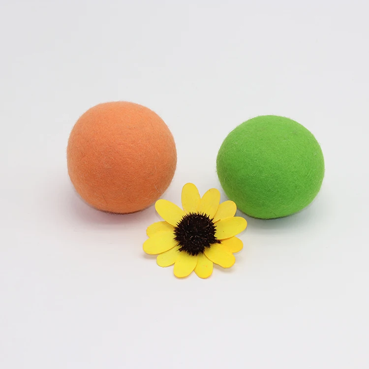 2017 Amazon Hot Sale 6cm diameter 100% wool felt laundry dryer bals