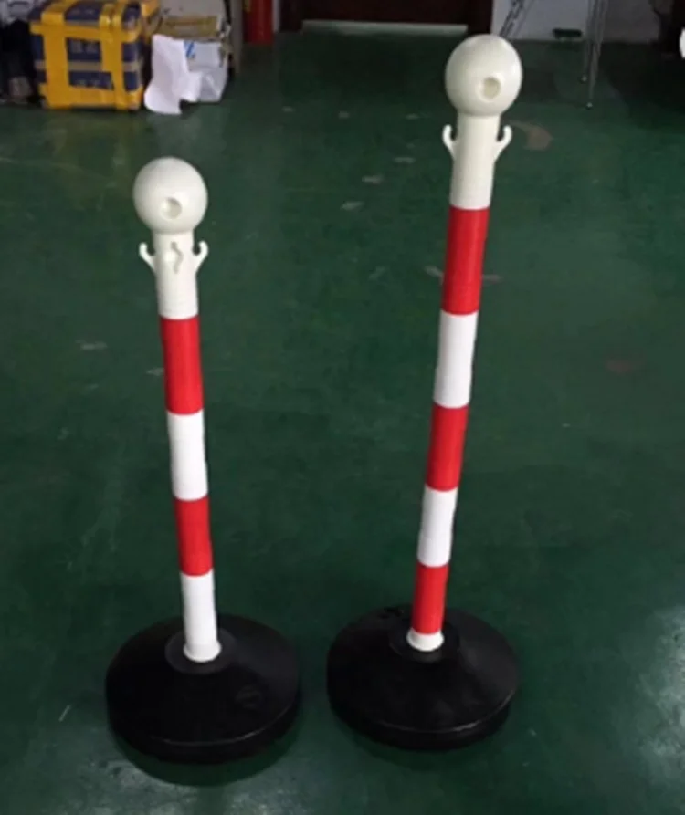 Water Sand Filled Crowd Control Rope Barrier Plastic Pole Barrier Traffic Plastic Stanchion