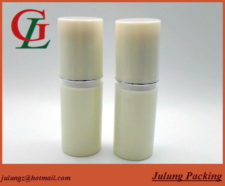 High Quality Ps 30ml Plastic Bottles With Sponge Applicator Empty