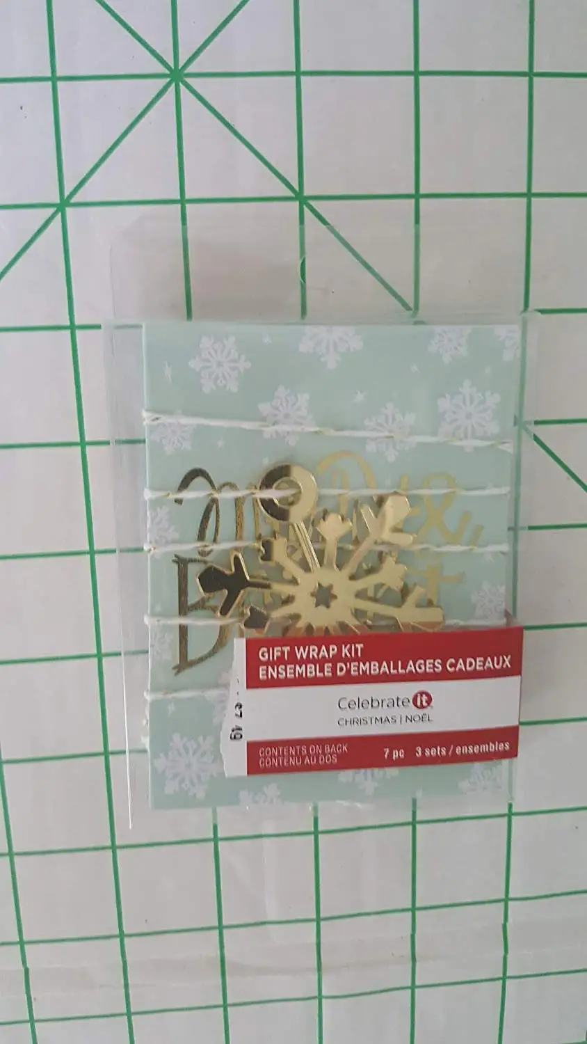 3 Designer Gift wrap Tags + 3 Acrylic Gold Snowflake Charms + 18 Feet of White/Gold Metalic Cording Twine