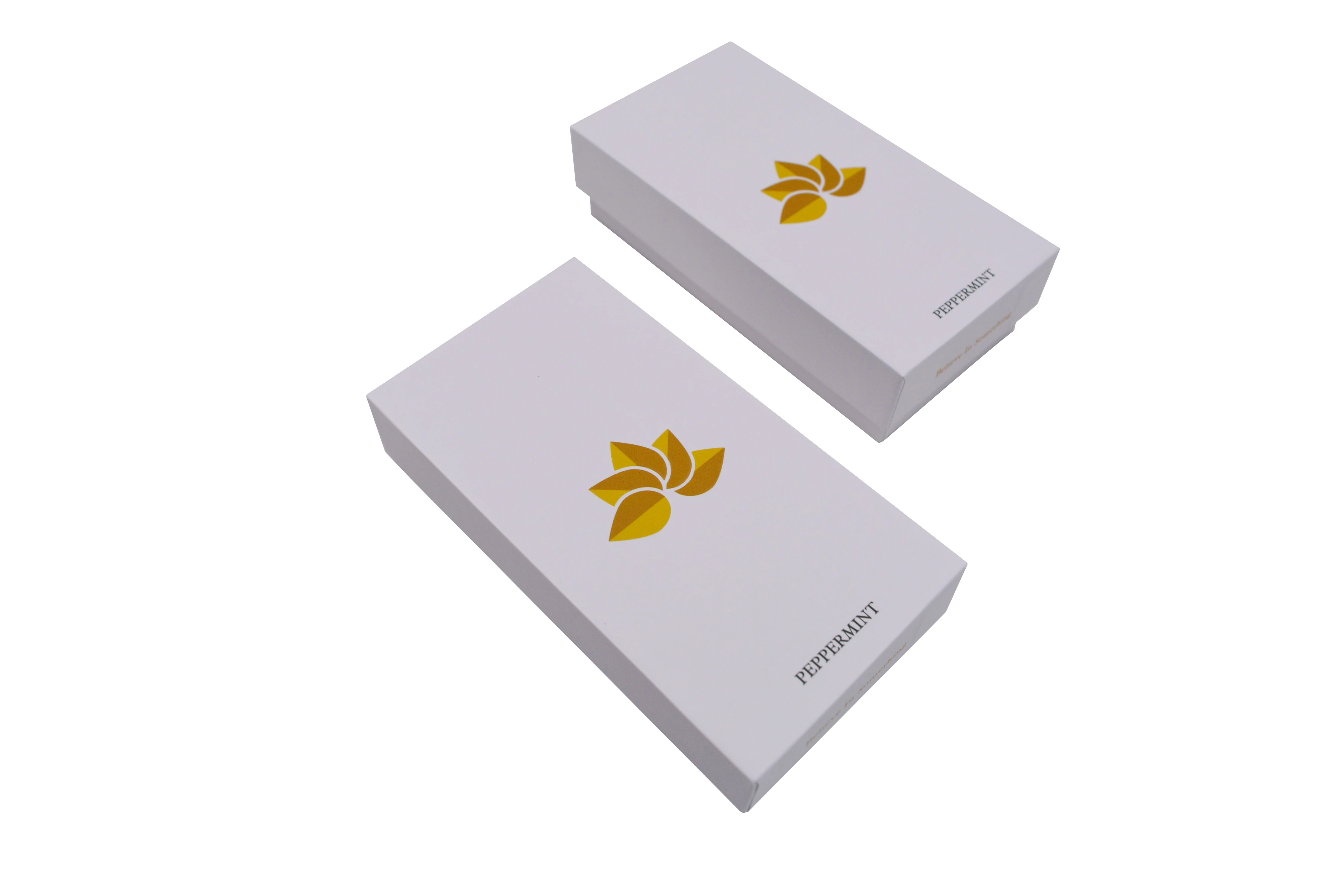 批发定制硬质礼品盒香水精油包装盒化妆品护肤产品手工礼品盒带盖