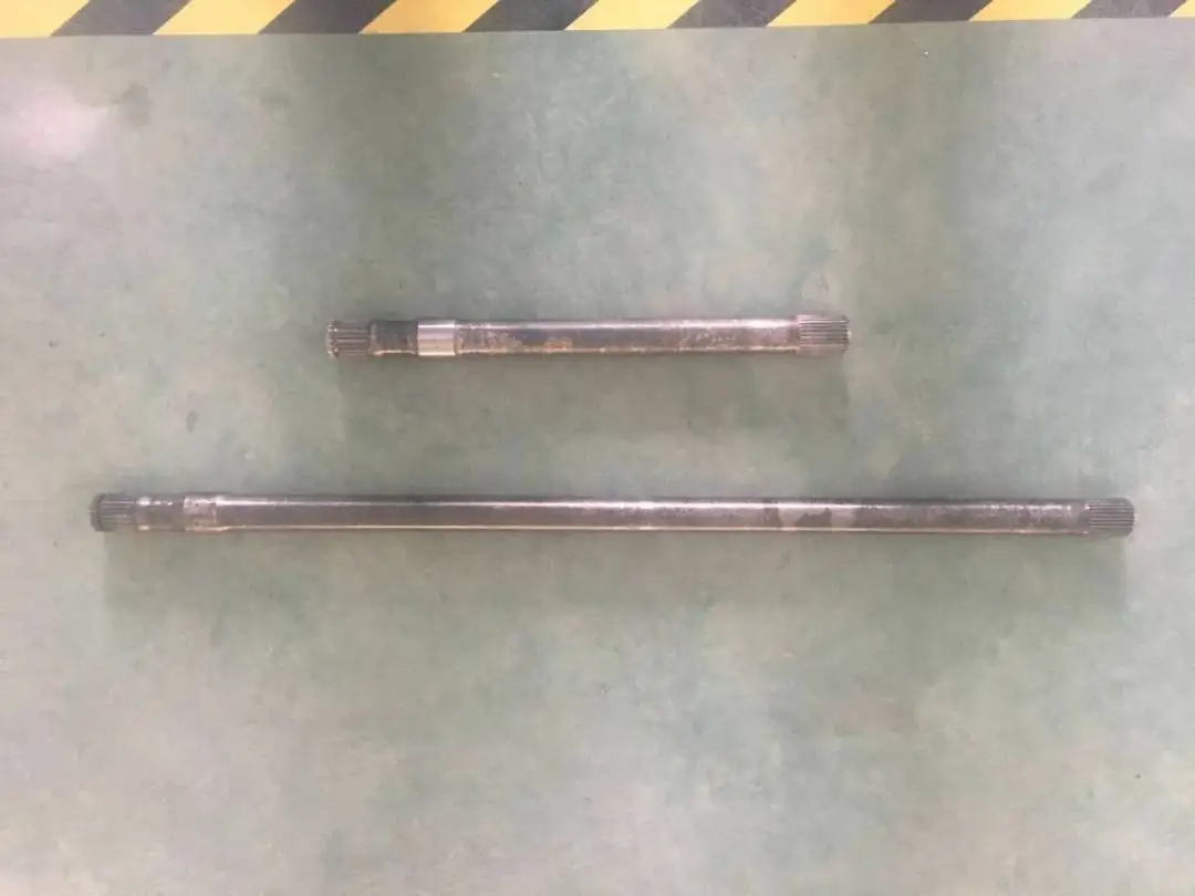 Best Quality Good Price Half Shaft Left Front Inner Axle Shaft For