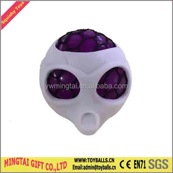 squishy skull head toy 01