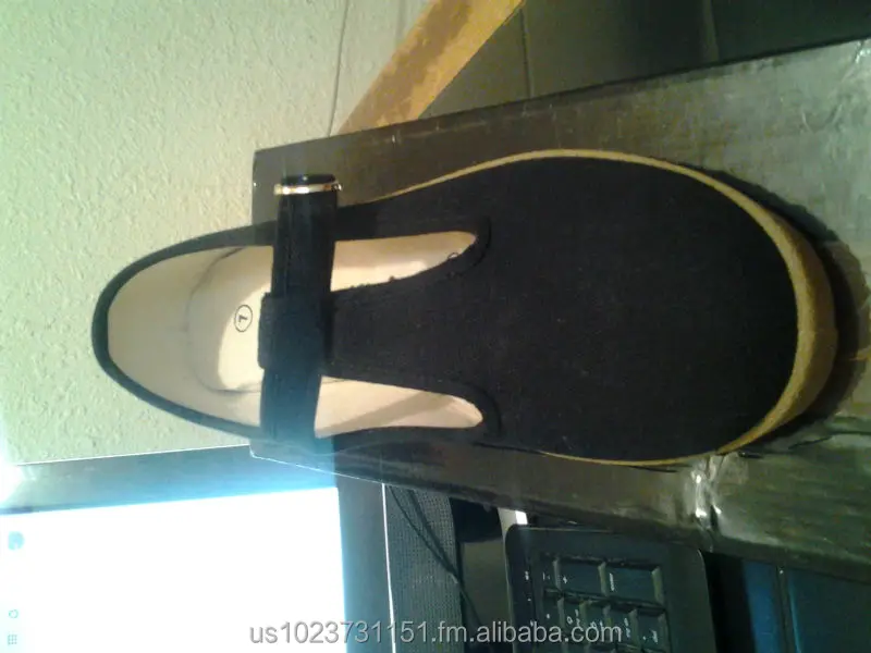 
T-strap Wina shoe 