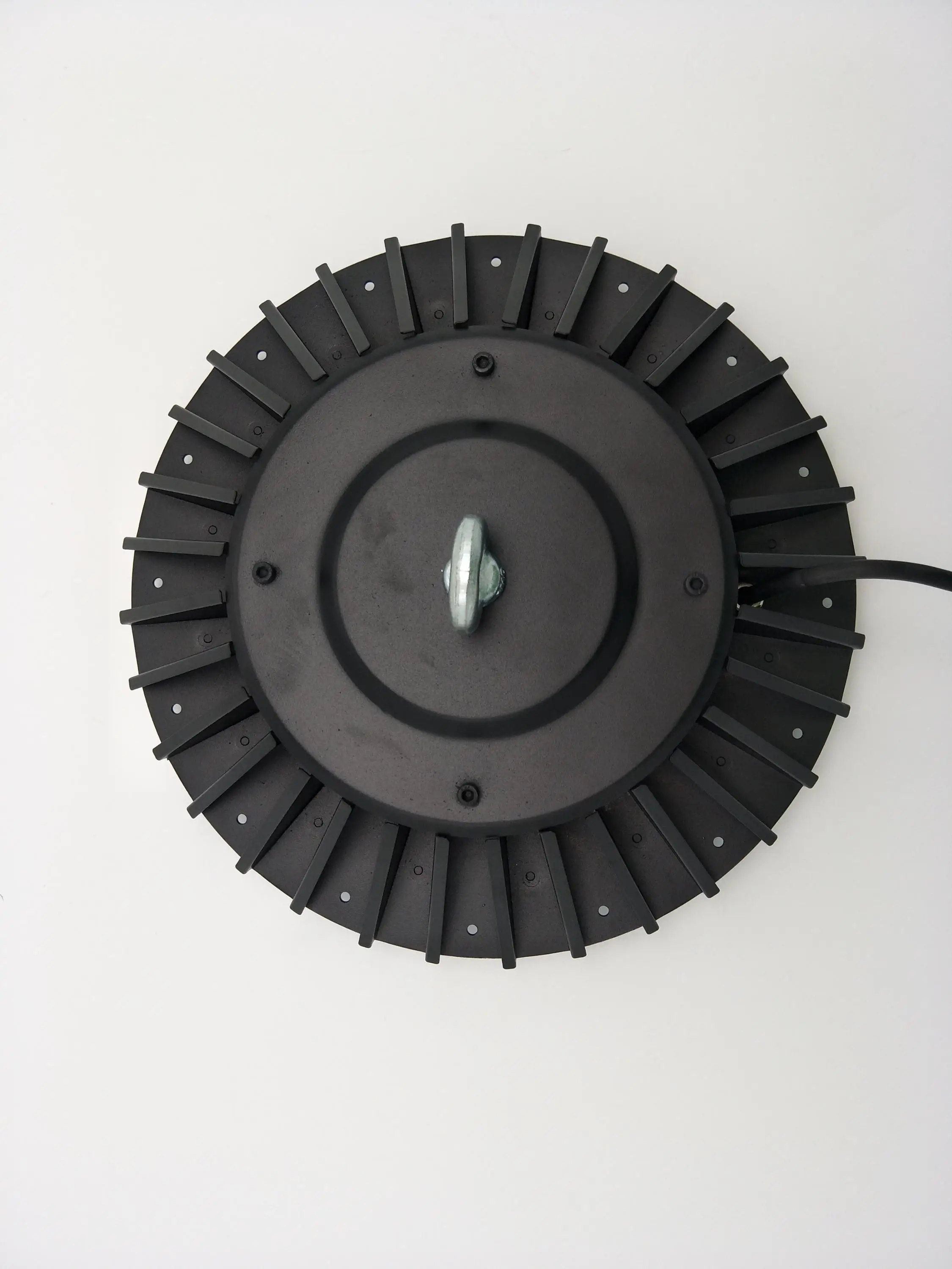 200W-13.jpg