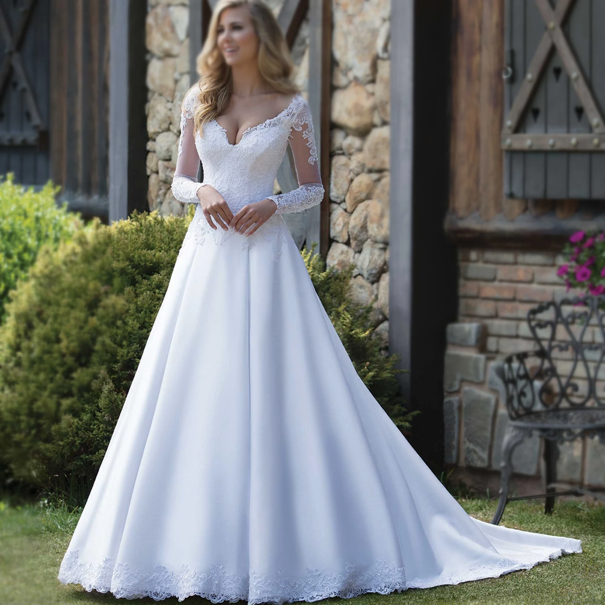 Luxury Beaded Lace Wedding Dresses Long Sleeves Vintage Sequined Beading High-end Bridal Gown Brand Satin Fabric Wedding Gowns Luxury Beaded Lace Wedding Dresses Long Sleeves Vintage Sequined Beading High-end Bridal Gown Brand Satin Fabric Wedding Gowns