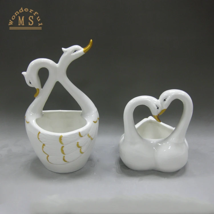 BSCI ceramic swan china home decor wholesale,showpieces for home decoration pieces,show pieces for home decoration accessories